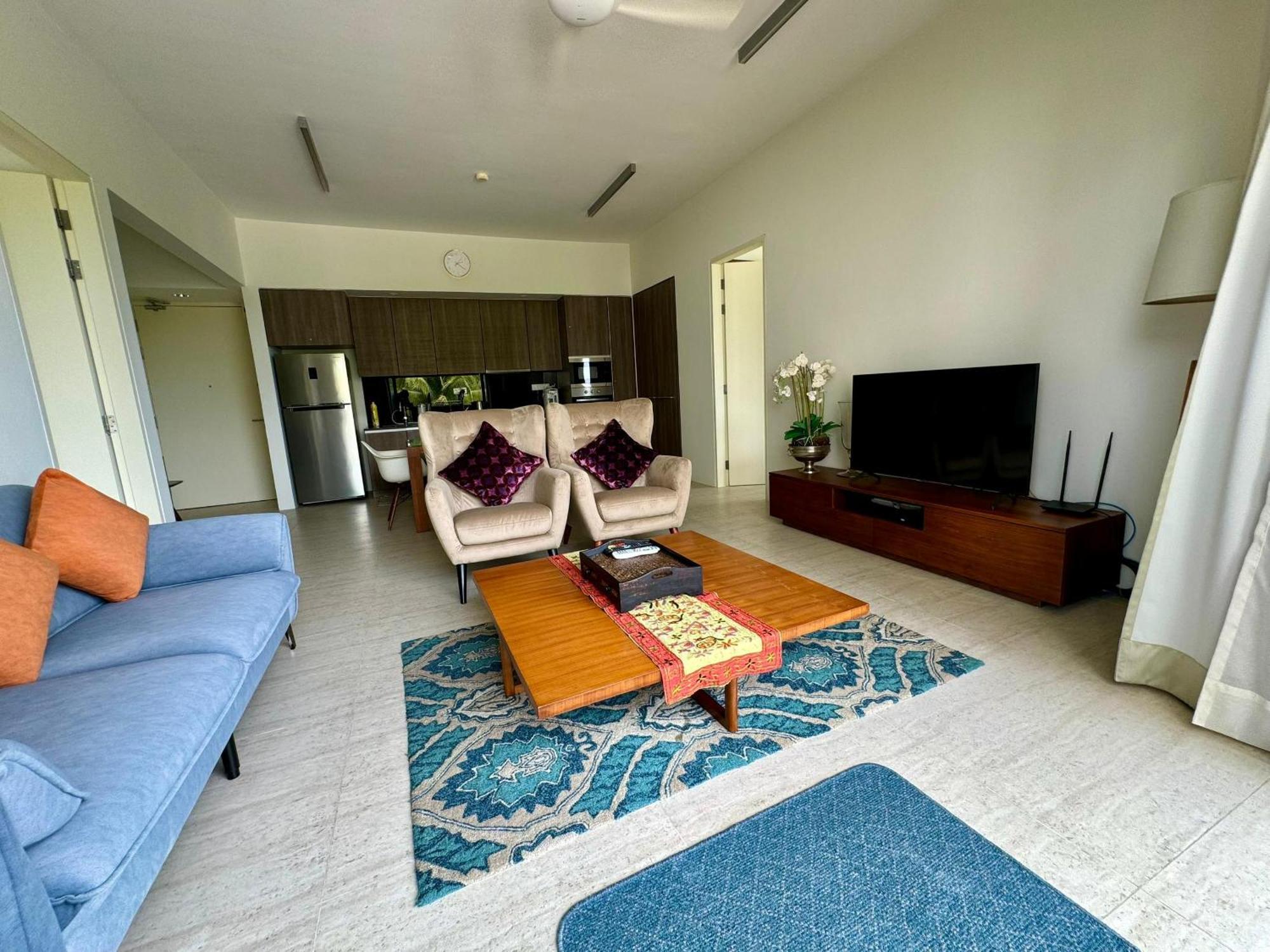 Apartamento By The Sea- Pool And Sea View Batu Ferringhi Exterior foto